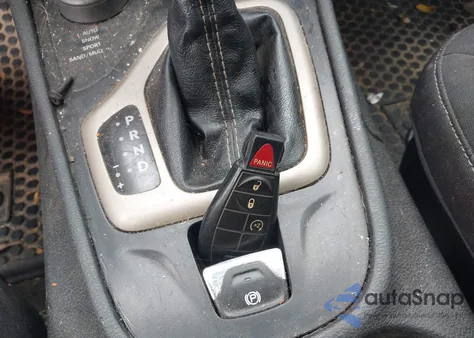 2015 Jeep Cherokee Latitude from USA, damaged, VIN 1C4PJMCS9FW600036